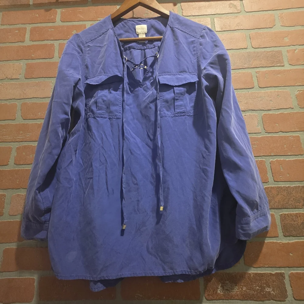 Chico's Purple Shirt‎ Size 1.            Sku 17